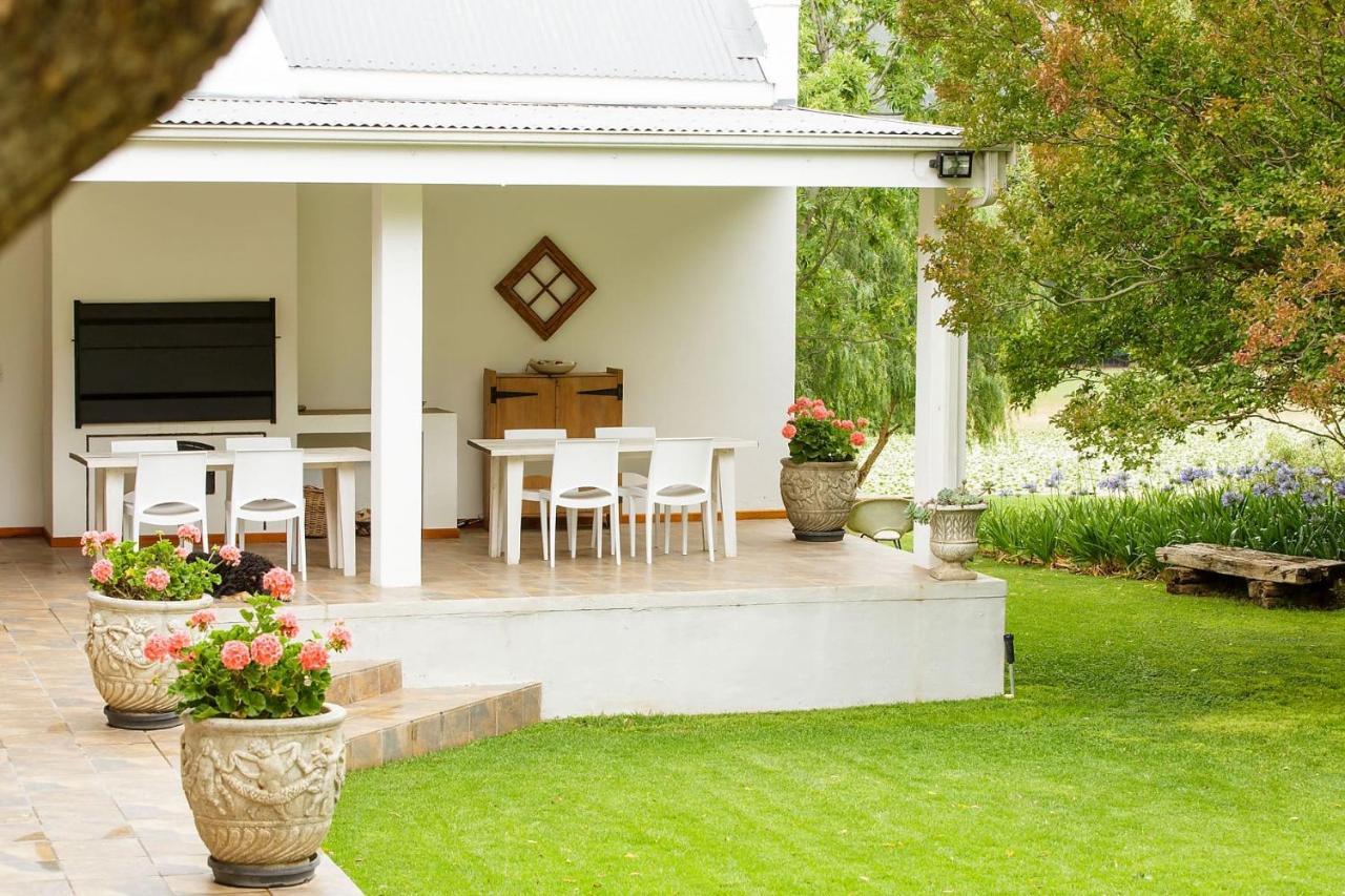 Bed and Breakfast Blue Lily Retreat Matjiesrivier  Exterior foto